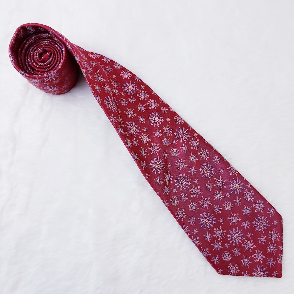 John Ashford Men Christmas Tie Snowflake - NWT